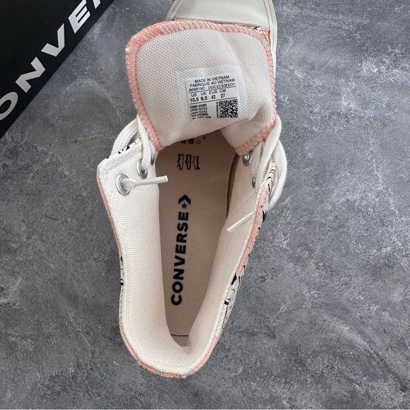 Converse Tiger Hi-Tops EUR 42 Women’s 10.5 NIB New Sneakers Pink Coral - Picture 9 of 12